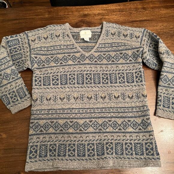 Express tricot sweater Aztec design - Picture 1 of 3